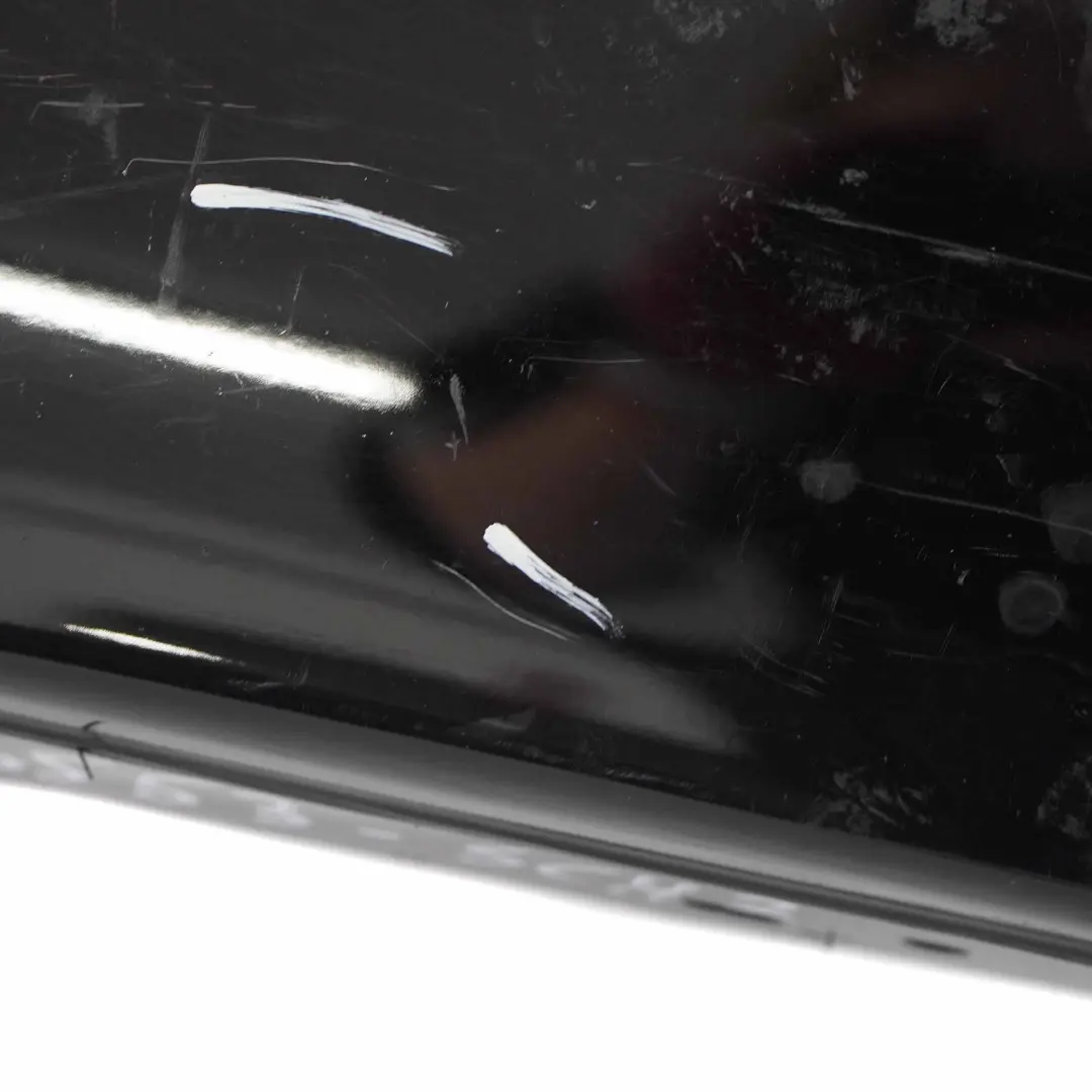 Bas de Caisse Gauche Schwarz 2 Noir - 668 pour BMW F20 à propos du numéro de pièce 7293553 BMW F20 Bas de Caisse Gauche Schwarz 2 Noir - 668 - SKU 7293553-SCH3 - Numéro de pièce 7293553