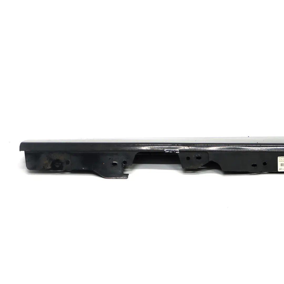 Gonna Laterale Porta Striscia Copertura Soglia Sinistra Schwarz Nero 668 per BMW F20 con numero di parte 7293553 BMW F20 Gonna Laterale Porta Striscia Copertura Soglia Sinistra Schwarz Nero 668 - SKU 7293553-SCH4 - Numero di parte 7293553