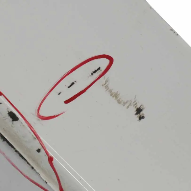 Sill Strip Side Skirt Right O/S Mineralweiss Mineral White - A96 to BMW F20 with Part number 7293554 BMW F20 Sill Strip Side Skirt Right O/S Mineralweiss Mineral White - A96 - SKU 7293554-MW2 - Part number 7293554