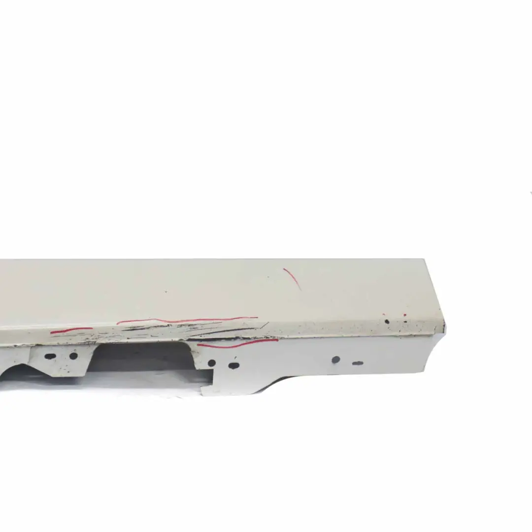 BMW F20 Bande de seuil Jupe latérale droite Mineralweiss Mineral White - A96 - SKU 7293554-MW3 - Numéro de pièce 7293554