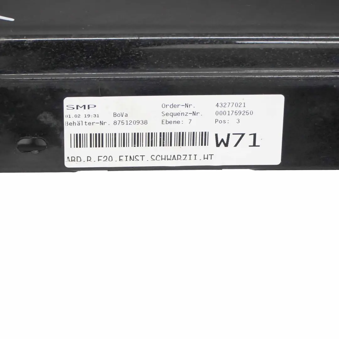 Bas de Porte Facade Droite Schwarz 2 - 668 pour BMW F20 à propos du numéro de pièce 7293554 BMW F20 Bas de Porte Facade Droite Schwarz 2 - 668 - SKU 7293554-SCH1 - Numéro de pièce 7293554