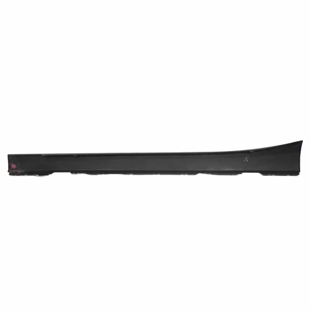Sill Strip Faldon Lateral Derecho Panel Schwarz 2 - 668 para BMW F20 con número de pieza 7293554 BMW F20 Sill Strip Faldon Lateral Derecho Panel Schwarz 2 - 668 - SKU 7293554-SCH3 - Número de pieza 7293554