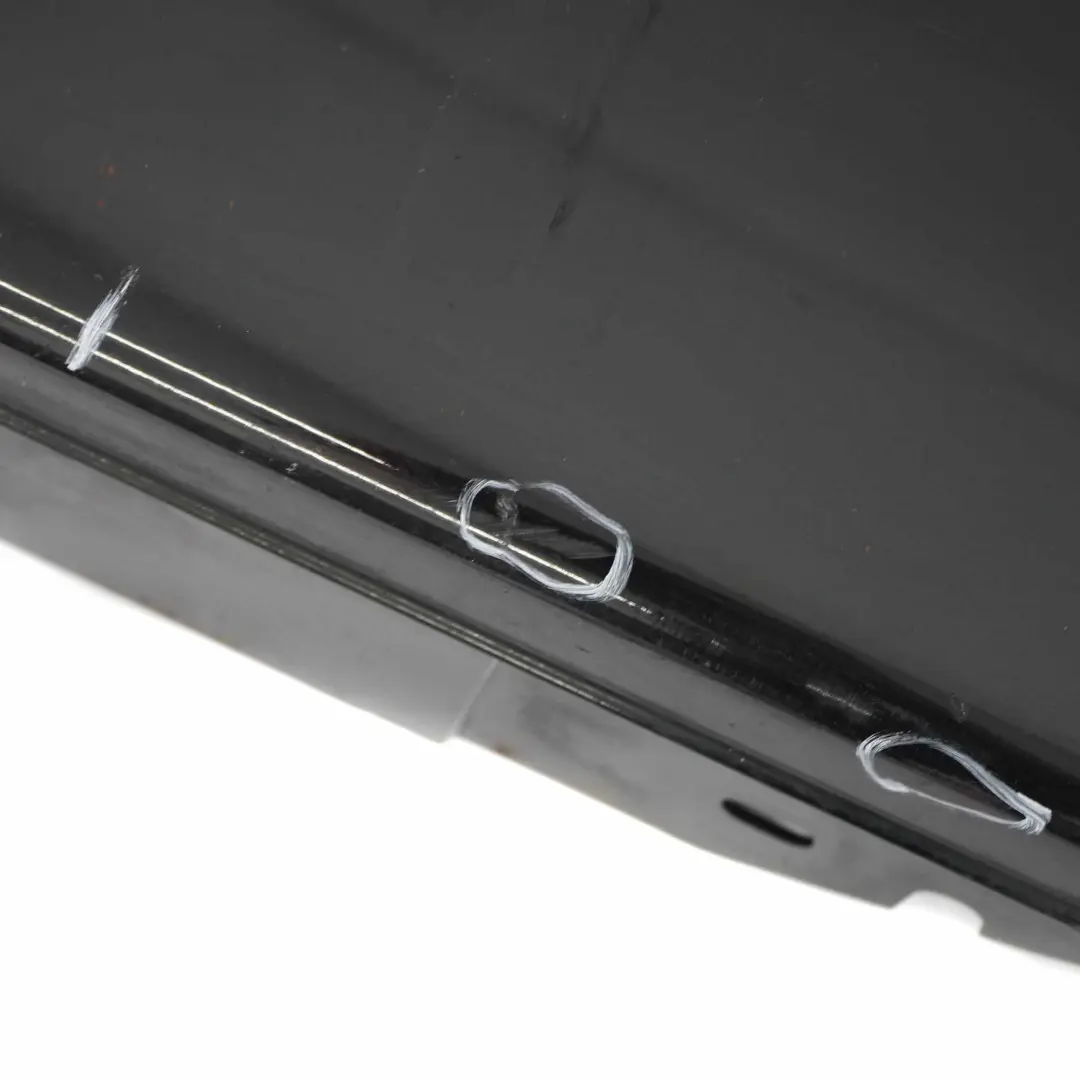 Striscia Davanzale Gonna Laterale Destra Pannello Schwarz 2 - 668 per BMW F20 con numero di parte 7293554 BMW F20 Striscia Davanzale Gonna Laterale Destra Pannello Schwarz 2 - 668 - SKU 7293554-SCH3 - Numero di parte 7293554