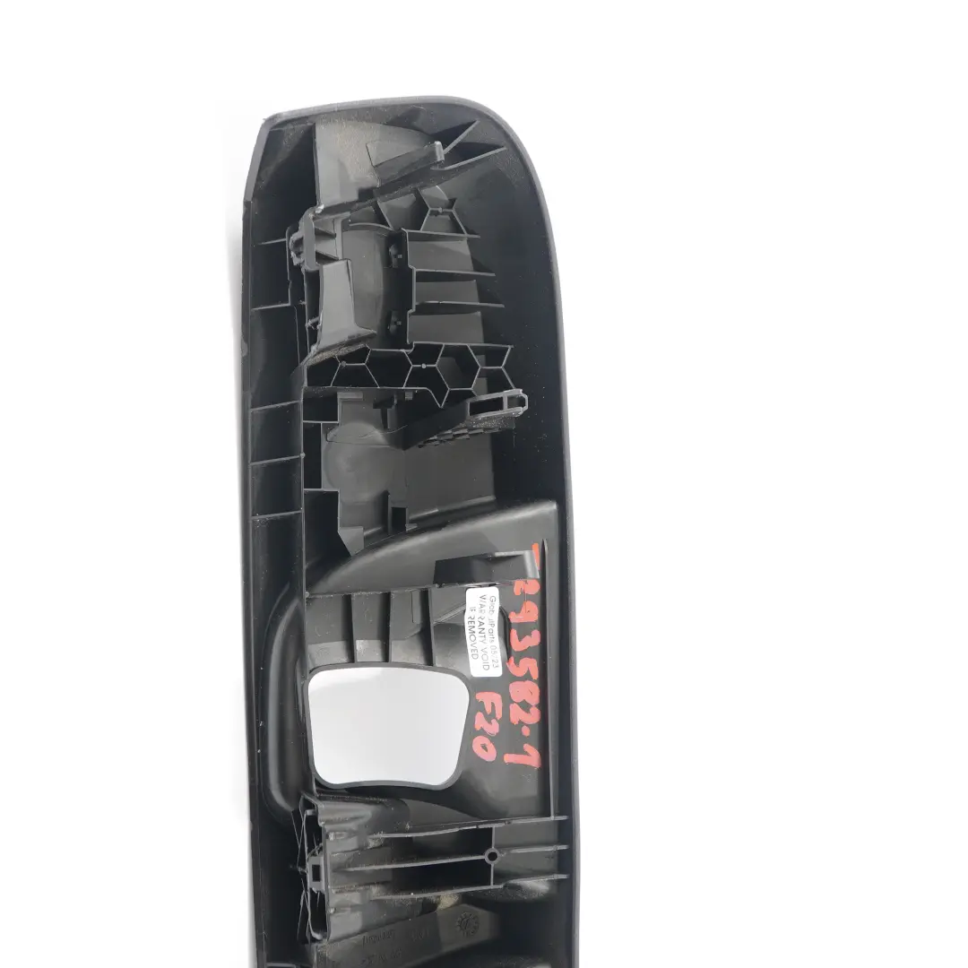 Housse de siège BMW F20 F21 F30 F31 Panneau garniture avant droit noir  - SKU 7293582-1 - Numéro de pièce 7293582