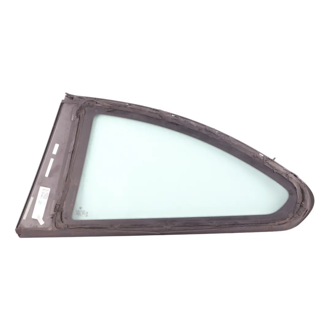 Vitrage arrière droit Glaçage en quart de cercle AS2 pour BMW F22 F87 à propos du numéro de pièce 7294346 BMW F22 F87 Vitrage arrière droit Glaçage en quart de cercle AS2 - SKU 7294346 - Numéro de pièce 7294346