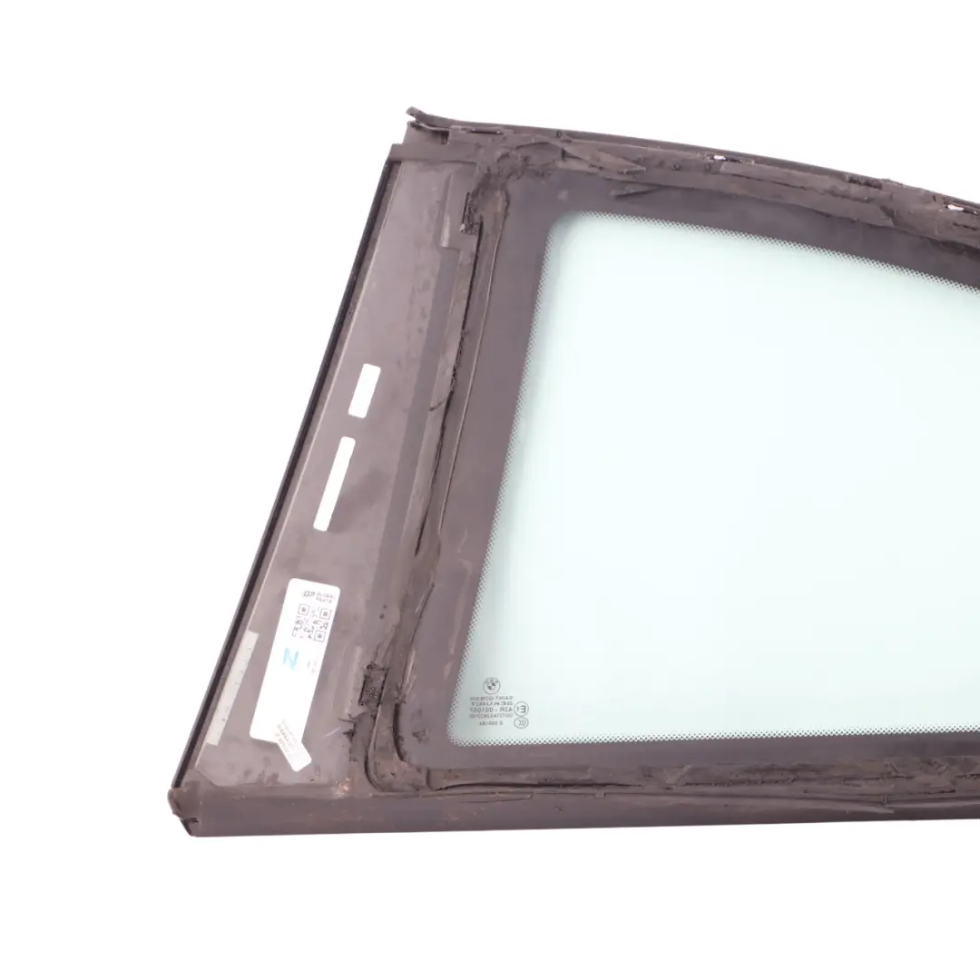 Vitrage arrière droit Glaçage en quart de cercle AS2 pour BMW F22 F87 à propos du numéro de pièce 7294346 BMW F22 F87 Vitrage arrière droit Glaçage en quart de cercle AS2 - SKU 7294346 - Numéro de pièce 7294346