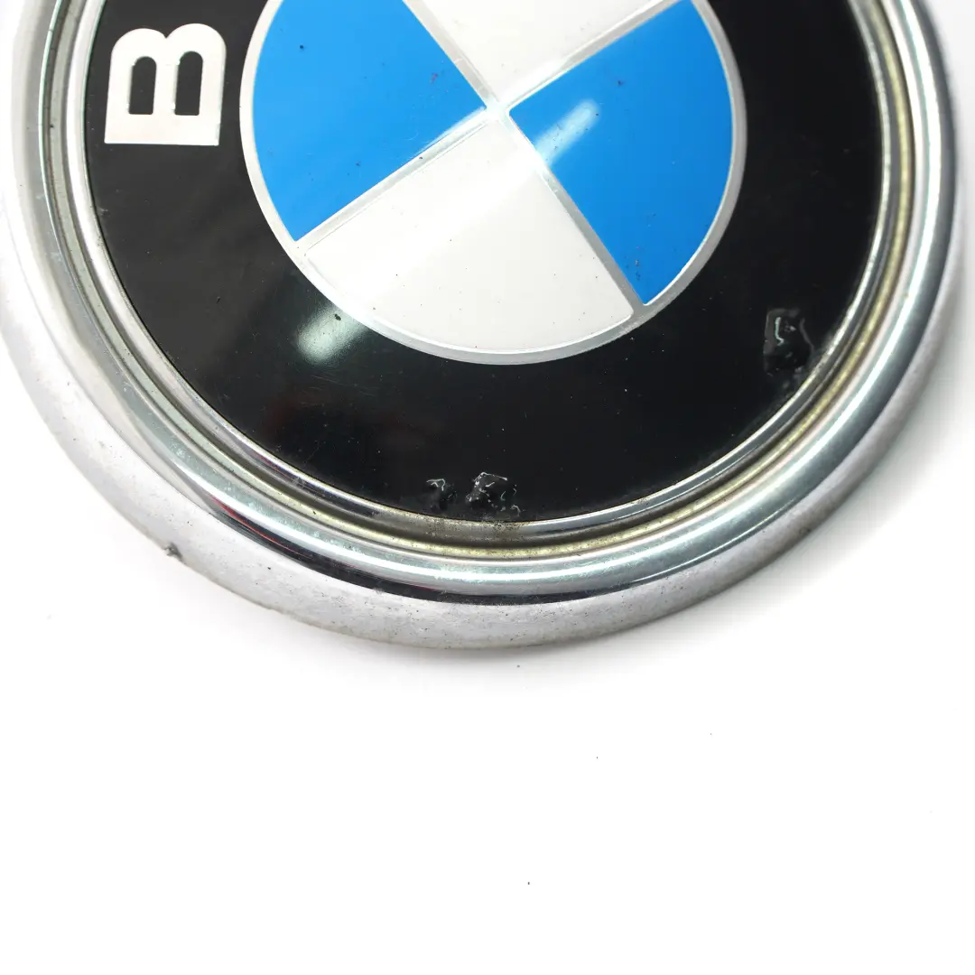 Placa Tapa Maletero Insignia Emblema Logo para BMW X5 F15 X6 F16 con número de pieza 7294465 BMW X5 F15 X6 F16 Placa Tapa Maletero Insignia Emblema Logo - SKU 7294465 - Número de pieza 7294465