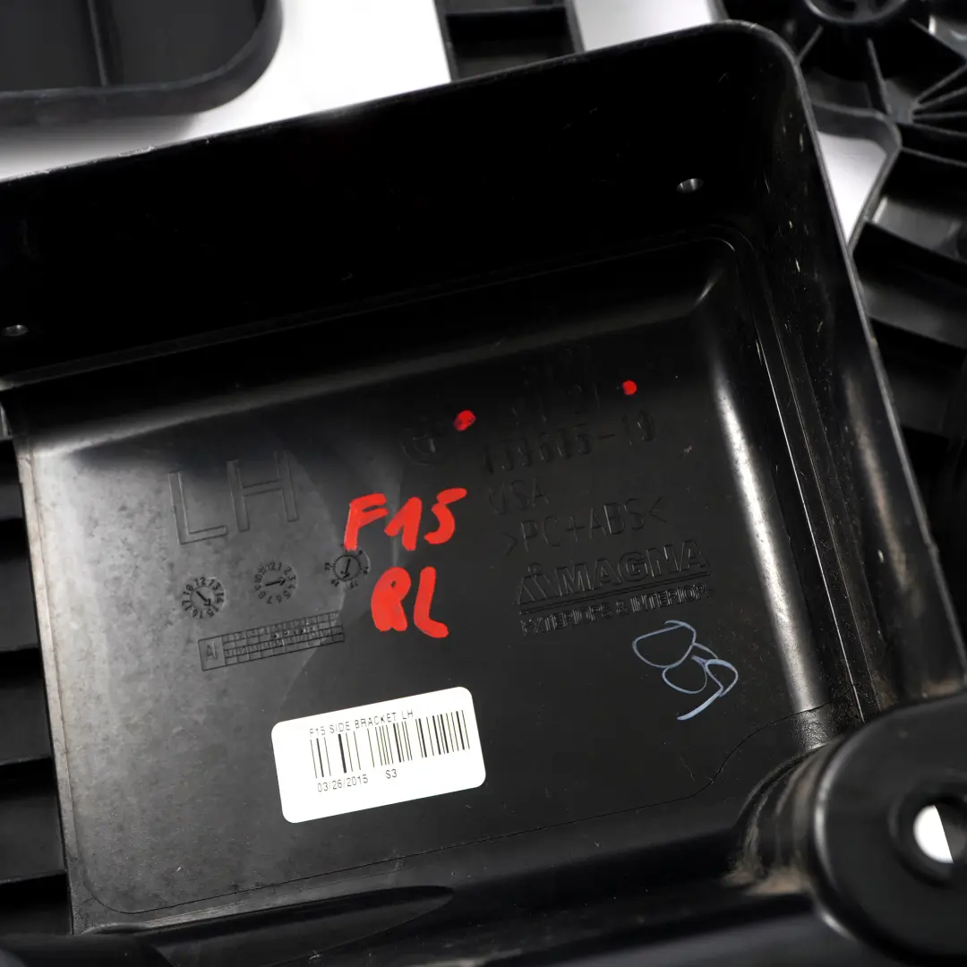 Staffa BMW X5 F15 M Sport paraurti posteriore sinistro supporto staffa per con numero di parte 7294721 Staffa BMW X5 F15 M Sport paraurti posteriore sinistro supporto staffa - SKU 7294721 - Numero di parte 7294721