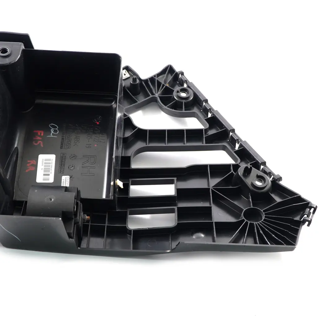 Soporte Montaje Parachoques Trasero Derecho Exterior para BMW X5 F15 M Sport con número de pieza 7294722 BMW X5 F15 M Sport Soporte Montaje Parachoques Trasero Derecho Exterior - SKU 7294722 - Número de pieza 7294722