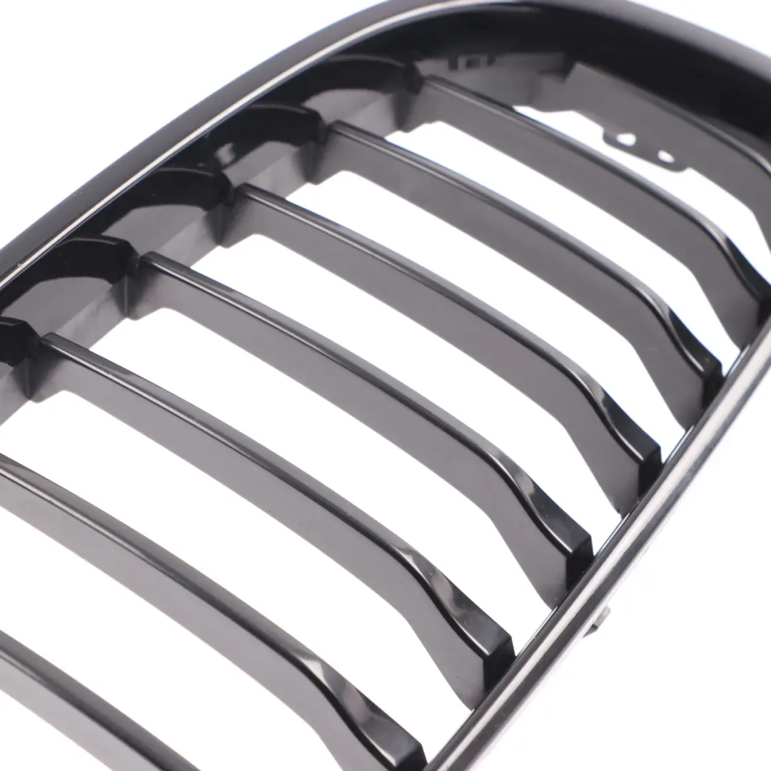 BMW F32 parachoques delantero rejilla derecha Trim Panel de alto brillo - SKU 7294818 - Número de pieza 7294818