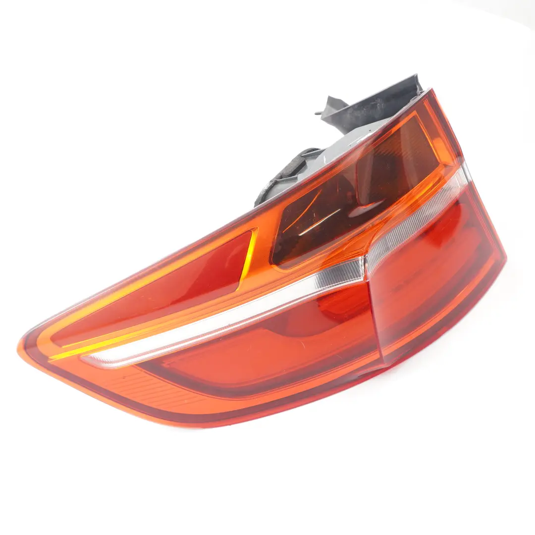 Luz Trasera Panel Lateral Izquierda para BMW X6 E71 con número de pieza 7295001 BMW X6 E71 Luz Trasera Panel Lateral Izquierda - SKU 7295001 - Número de pieza 7295001