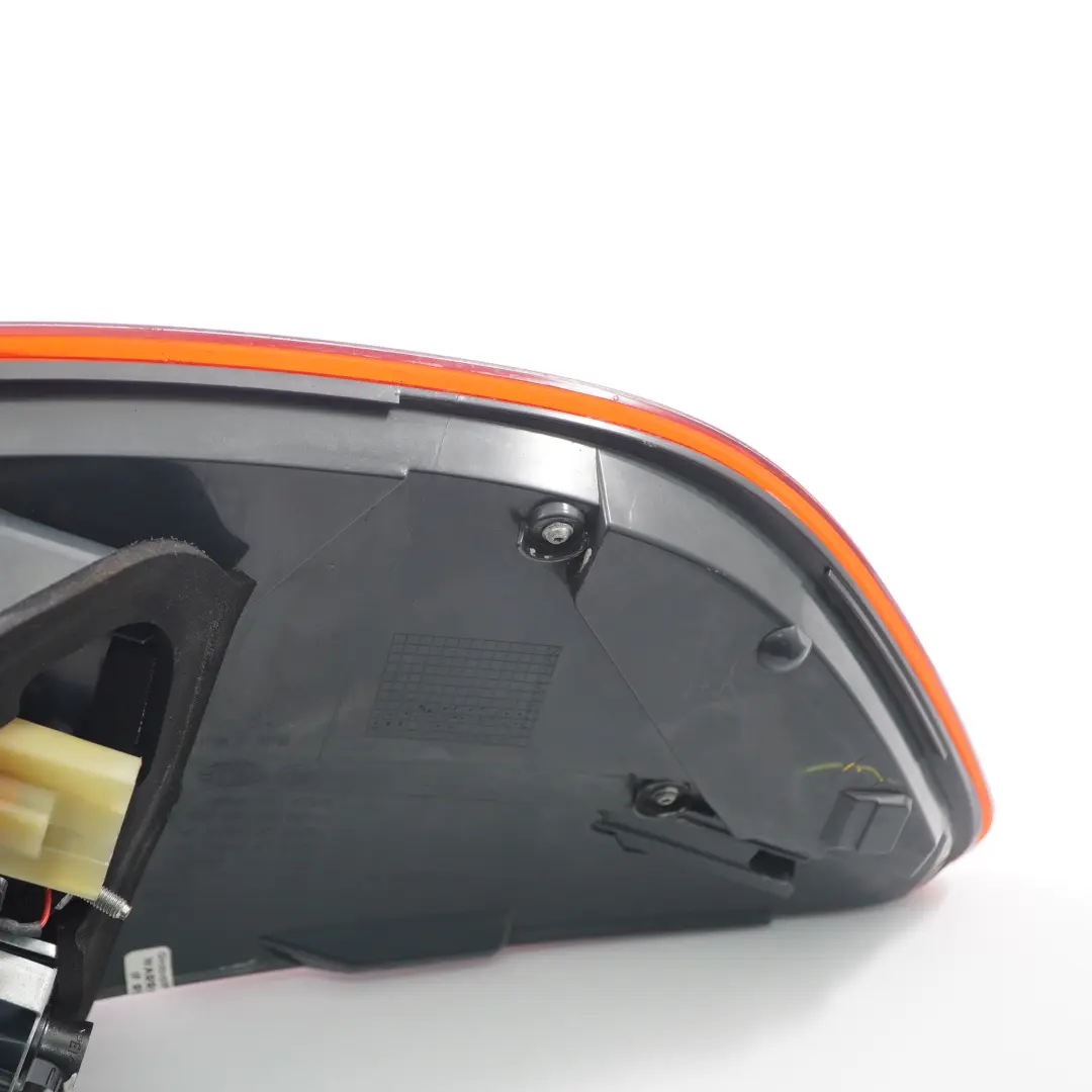 BMW X6 E71 Lampa Prawy Tył Prawa Tylna - SKU 7295002 - Numer Części 7295002