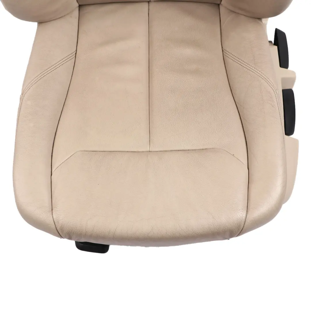 Sedile anteriore BMW F20 Sinistro Interno Pelle Dakota Oyster per con numero di parte 7295111 Sedile anteriore BMW F20 Sinistro Interno Pelle Dakota Oyster - SKU 7295111 - Numero di parte 7295111