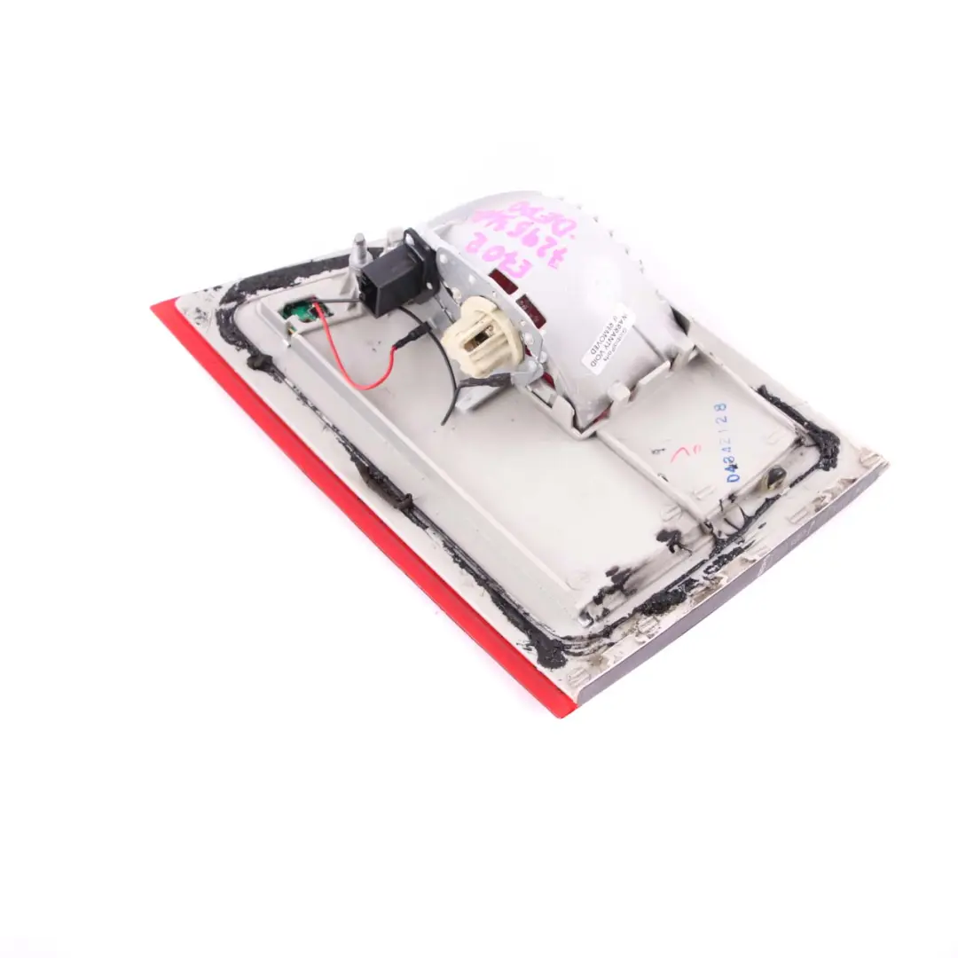 BMW X5 E70 Feu arrière dans la garniture de lampe de coffre droite DEPO - SKU 7295340-DEPO - Numéro de pièce 7295340