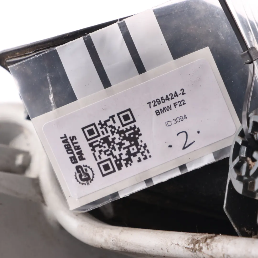 Lamp BMW F22 F23 Light Right O/S Side Panel Taillight to Rear with Part number 7295424 Rear Lamp BMW F22 F23 Light Right O/S Side Panel Taillight - SKU 7295424-2 - Part number 7295424