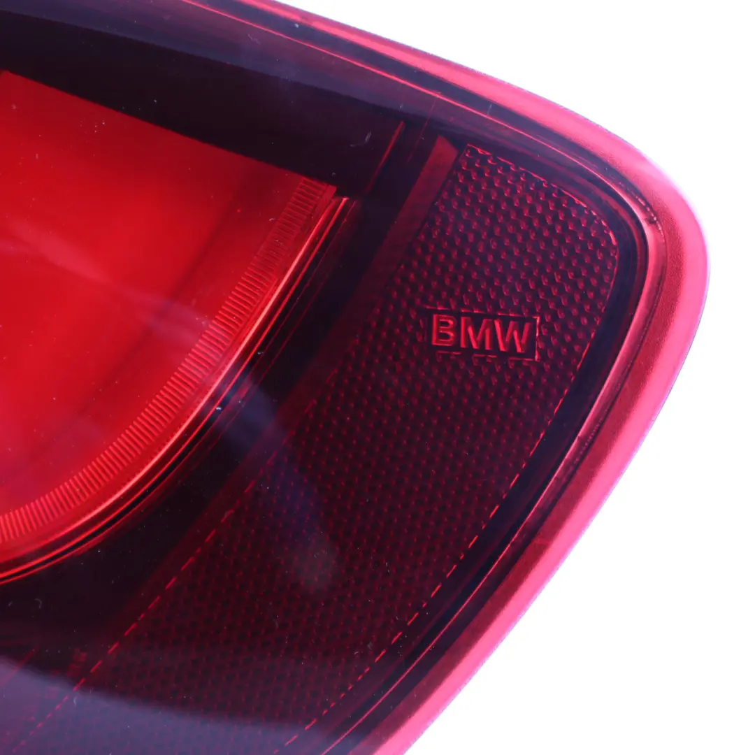BMW F22 F23 Luz Piloto Trasero Portón Derecho - SKU 7295424 - Número de pieza 7295424