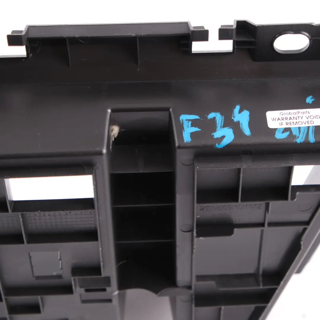 Pannello di copertura del bagagliaio BMW F34 GT Protezione batteria per con numero di parte 7295575 Pannello di copertura del bagagliaio BMW F34 GT Protezione batteria - SKU 7295575 - Numero di parte 7295575