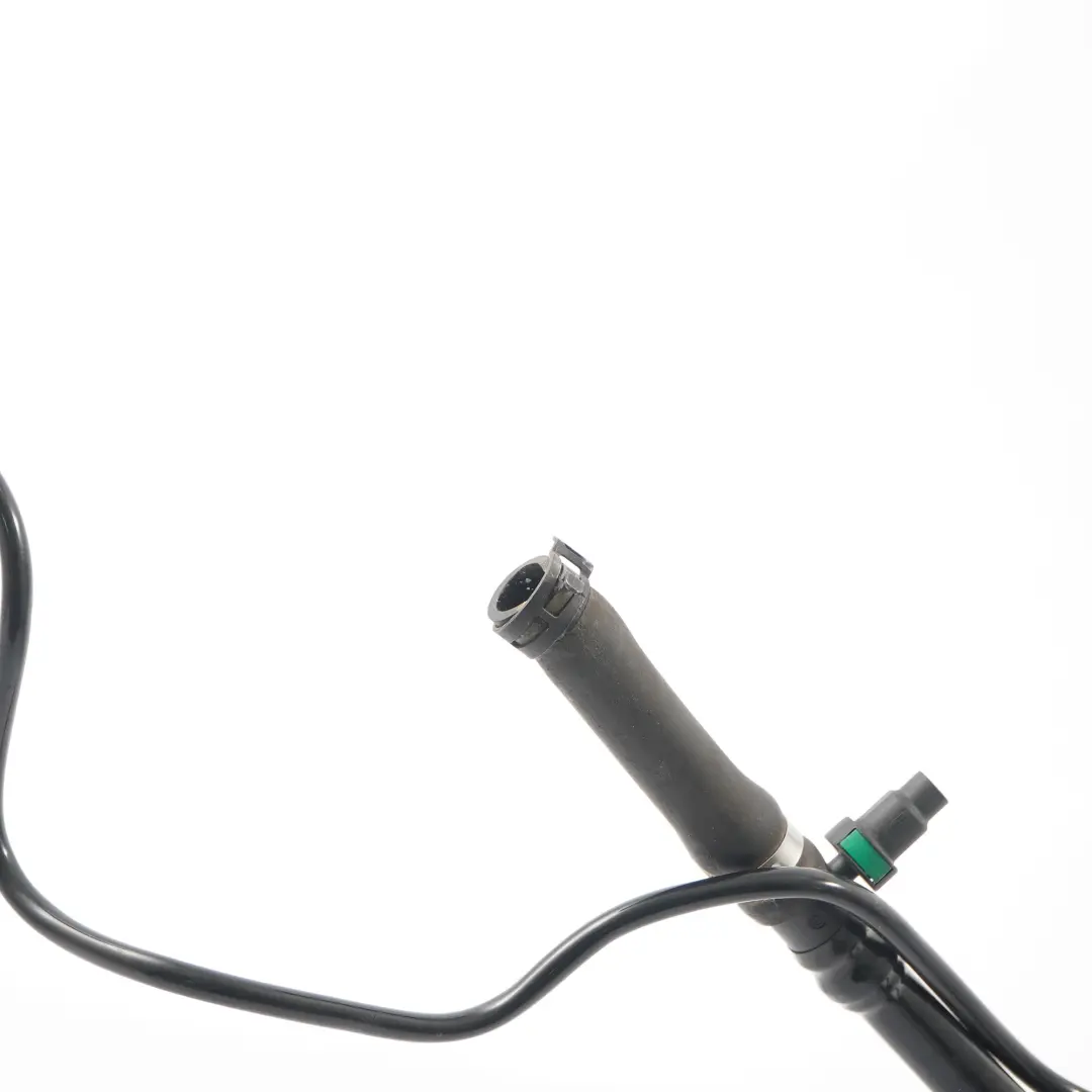 Tubo Flessibile Plastica Bocchettone Serbatoio Adblue SCR per BMW X5 F15 con numero di parte 7295657 BMW X5 F15 Tubo Flessibile Plastica Bocchettone Serbatoio Adblue SCR - SKU 7295657 - Numero di parte 7295657