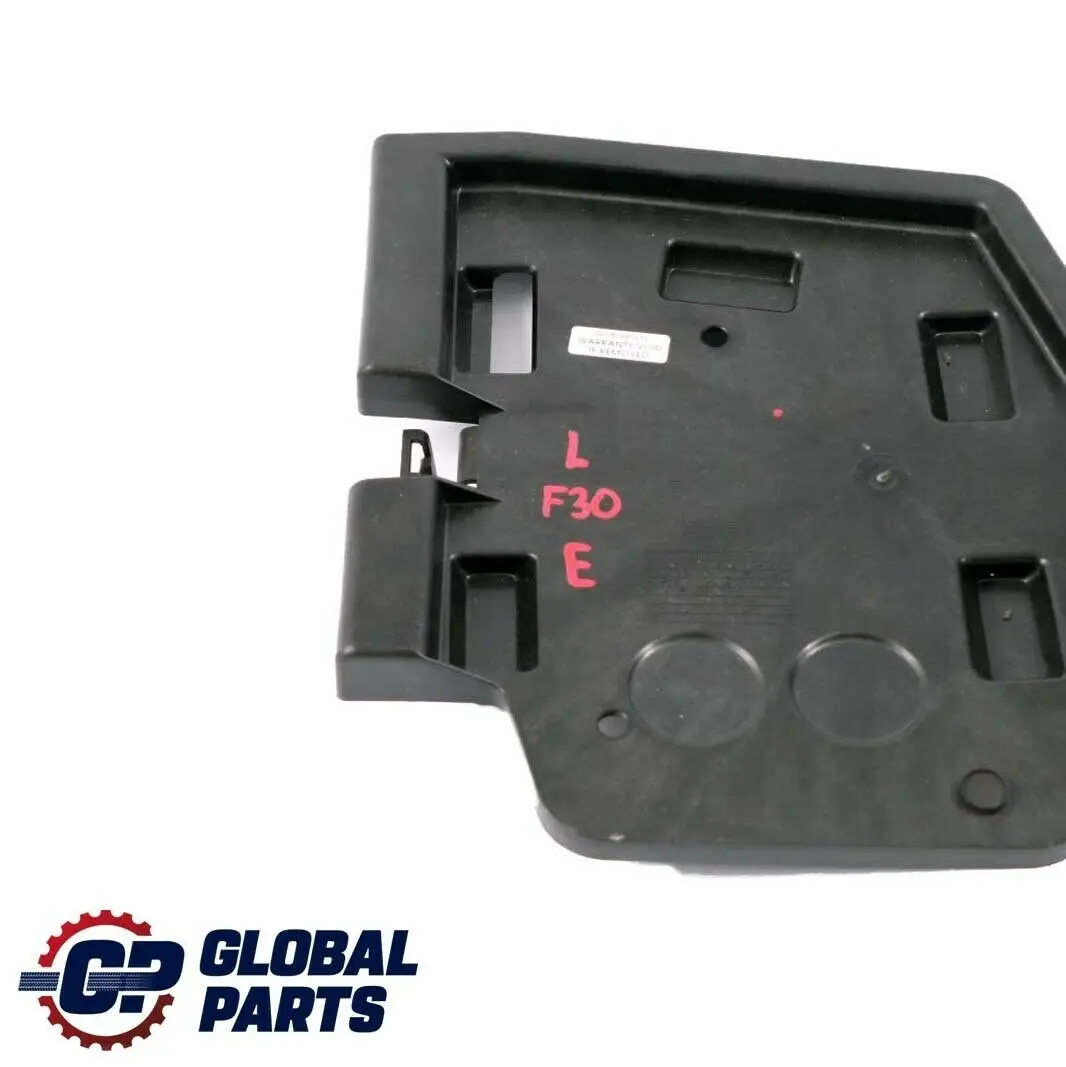 Supporto SX Copertura Portabagagli per BMW F30 F32 F82 M4 con numero di parte 7295817 BMW F30 F32 F82 M4 Supporto SX Copertura Portabagagli - SKU 7295817 - Numero di parte 7295817