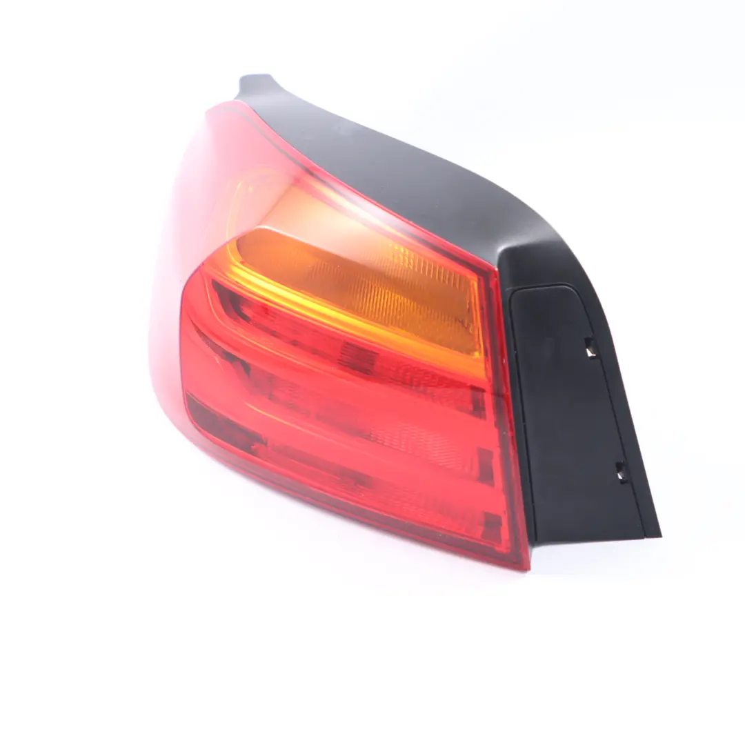 Feu Arrière BMW F32 F33 F82 M4 Lumière dans le panneau latéral gauche pour à propos du numéro de pièce 7296097 Feu Arrière BMW F32 F33 F82 M4 Lumière dans le panneau latéral gauche - SKU 7296097-3 - Numéro de pièce 7296097