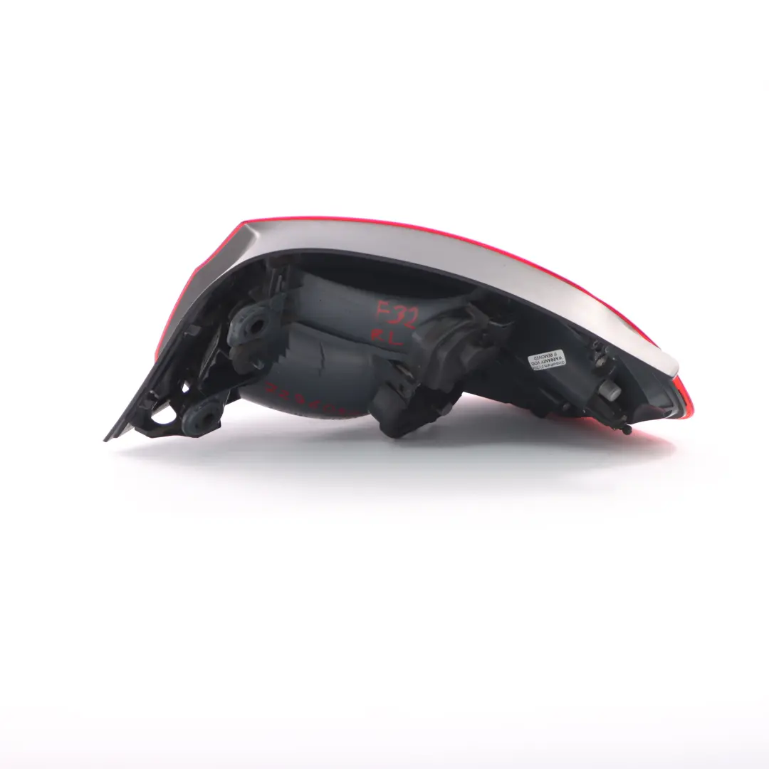 Lampada posteriore BMW F32 F33 F82 M4 luce pannello laterale sinistro per con numero di parte 7296097 Lampada posteriore BMW F32 F33 F82 M4 luce pannello laterale sinistro - SKU 7296097-3 - Numero di parte 7296097