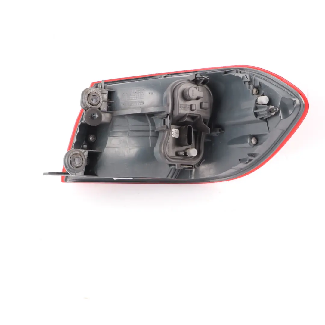 Fanale Posteriore BMW F32 F33 F82 M4 Pannello Posteriore Sinistro per con numero di parte 7296097 Fanale Posteriore BMW F32 F33 F82 M4 Pannello Posteriore Sinistro - SKU 7296097 - Numero di parte 7296097