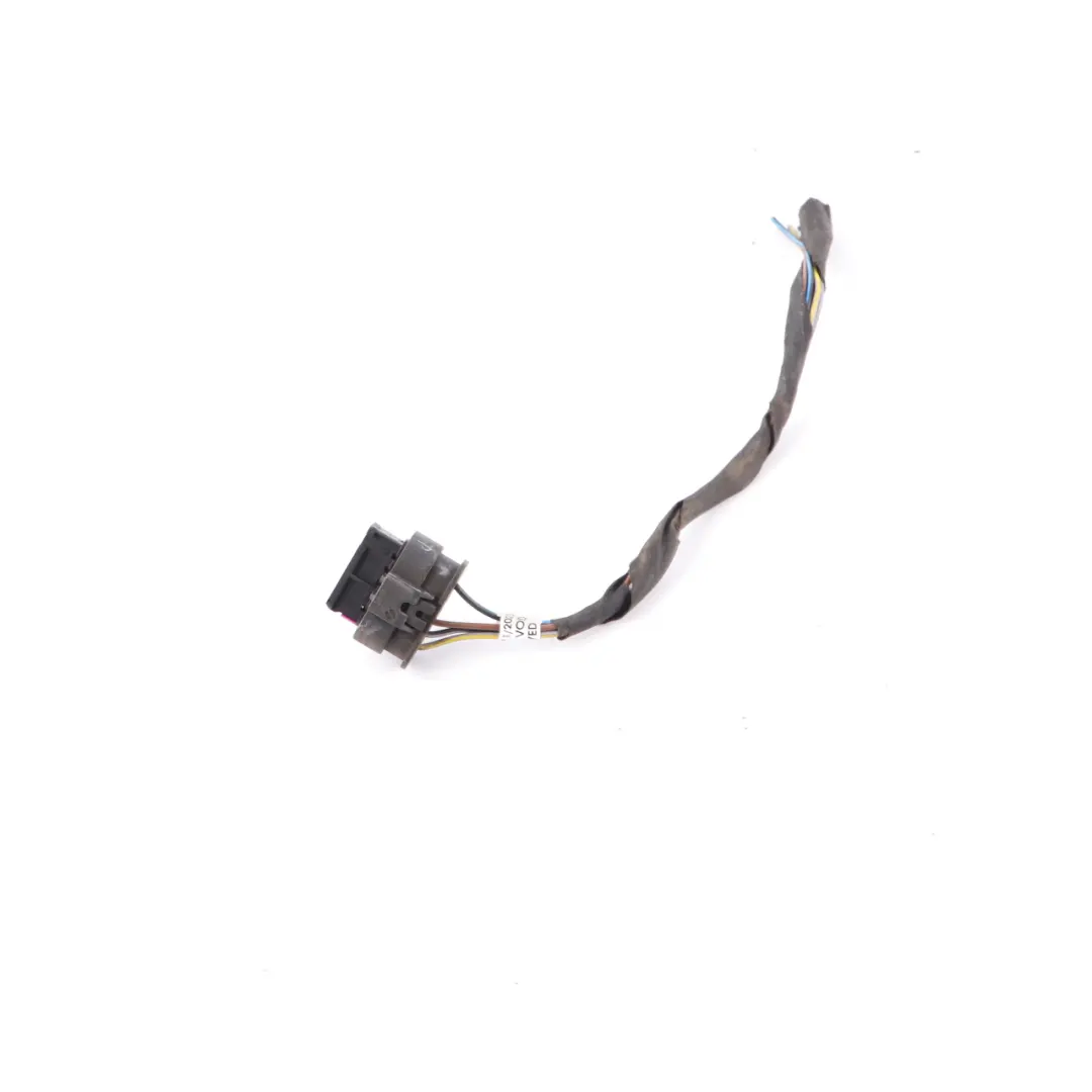 Feu arrière droit Steckdosenverkabelung 1-2141397-1 pour BMW F32 F33 F36 à propos du numéro de pièce 7296098 BMW F32 F33 F36 Feu arrière droit Steckdosenverkabelung 1-2141397-1 - SKU 7296098-1 - Numéro de pièce 7296098