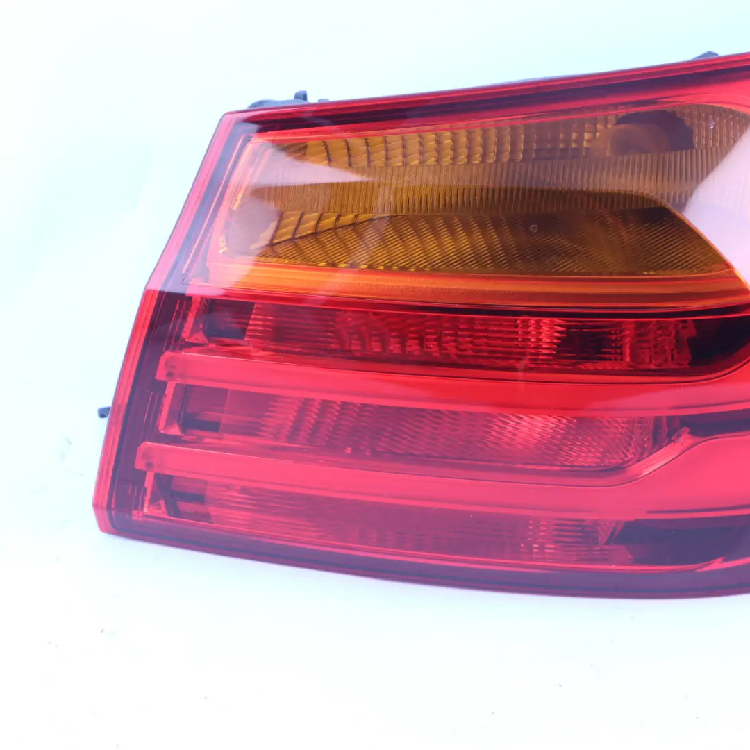 Luz Trasera Panel Lateral Derecho Lámpara para BMW F32 F33 F36 F82 M4 con número de pieza 7296098 BMW F32 F33 F36 F82 M4 Luz Trasera Panel Lateral Derecho Lámpara - SKU 7296098-2 - Número de pieza 7296098