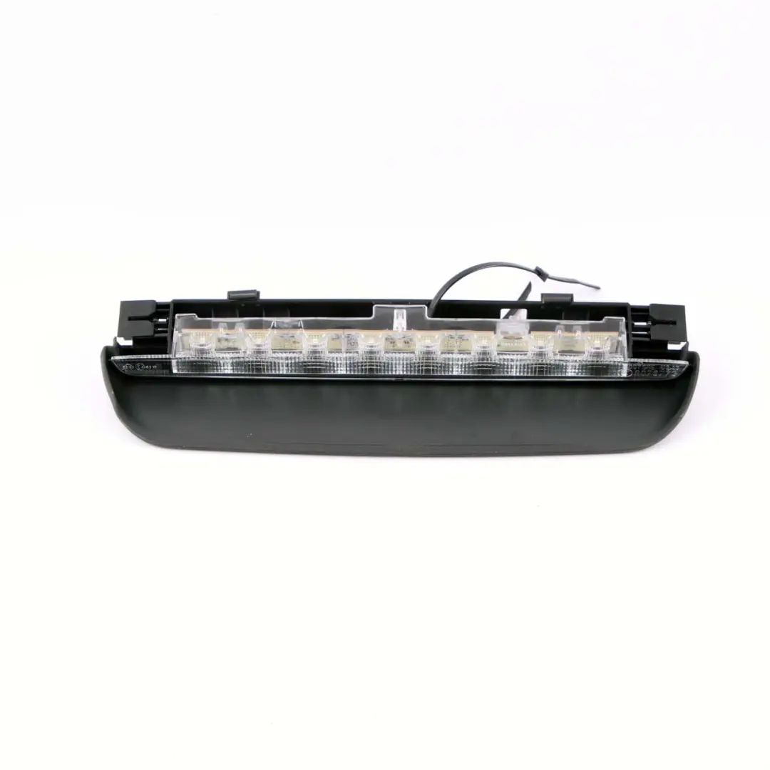 Terza Lampada Stop Luce Freno Posteriore Stoplamp Bianco per BMW F32 F82 M4 con numero di parte 7296107 BMW F32 F82 M4 Terza Lampada Stop Luce Freno Posteriore Stoplamp Bianco - SKU 7296107 - Numero di parte 7296107