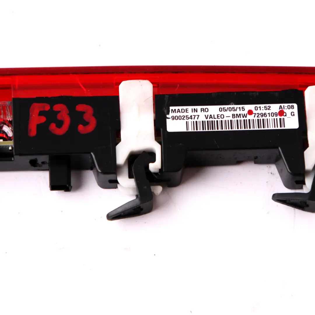 Posteriore Terzo Stop Lampada Freno Luce Rossa per BMW F33 F83 M4 con numero di parte 7296109 BMW F33 F83 M4 Posteriore Terzo Stop Lampada Freno Luce Rossa - SKU 7296109 - Numero di parte 7296109