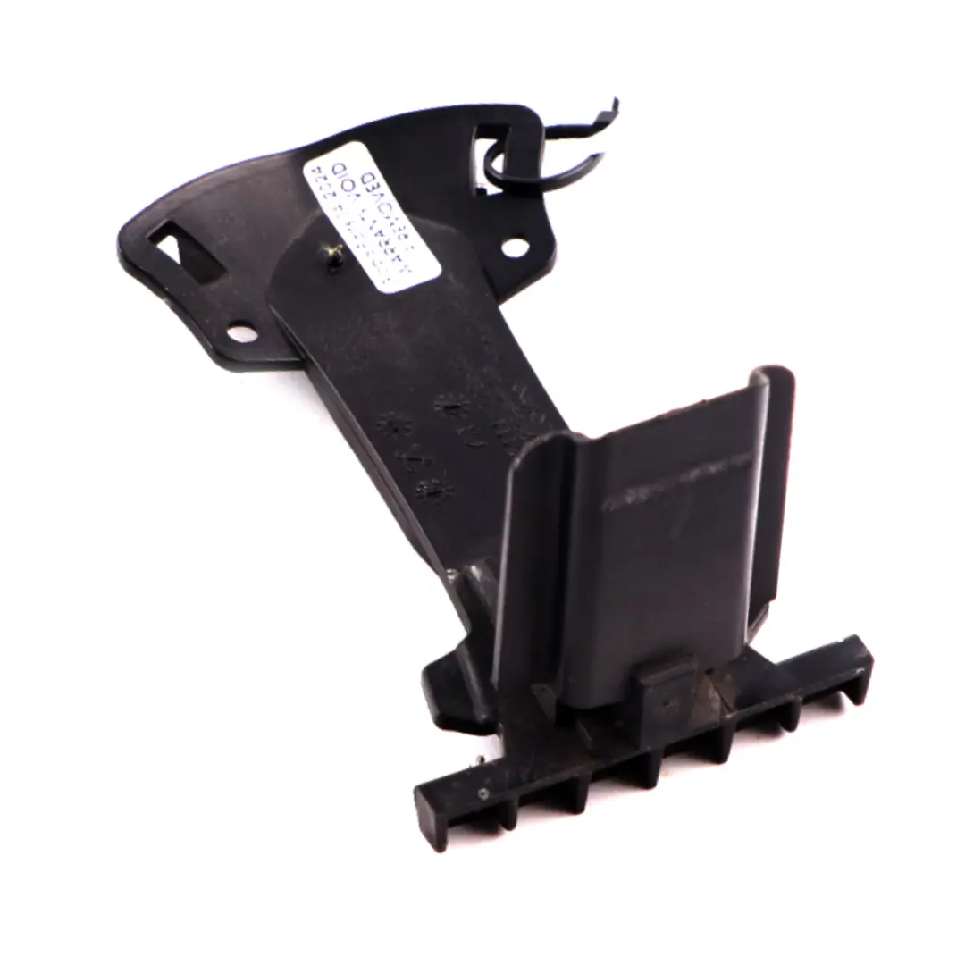 Ślizg Zderzaka Przód do BMW F30 F31 o numerze 7296331 BMW F30 F31 Ślizg Zderzaka Przód - SKU 7296331 - Numer Części 7296331