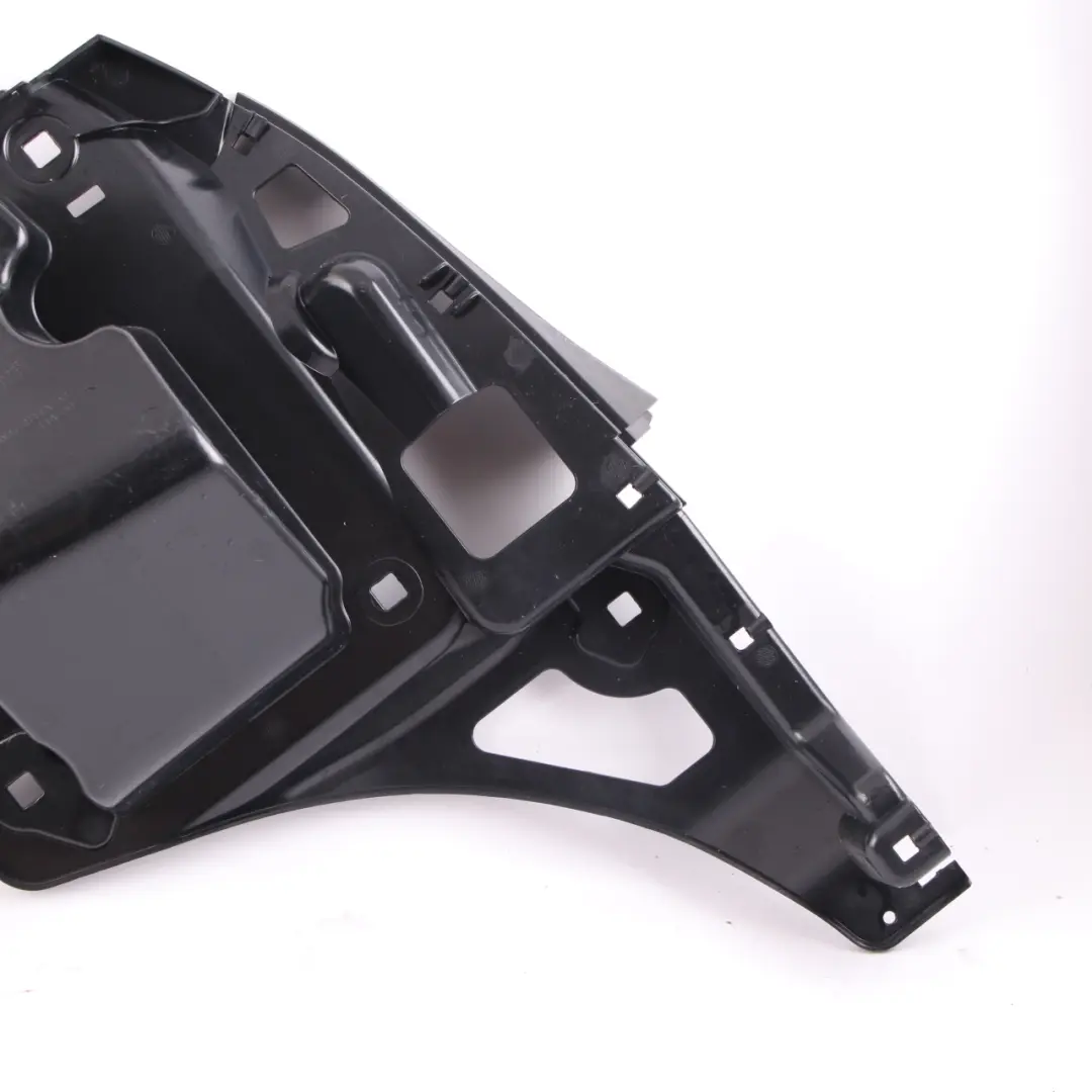 Staffa pannello laterale posteriore sinistra Montaggio supporto per BMW i3 con numero di parte 7296753 BMW i3 Staffa pannello laterale posteriore sinistra Montaggio supporto - SKU 7296753 - Numero di parte 7296753