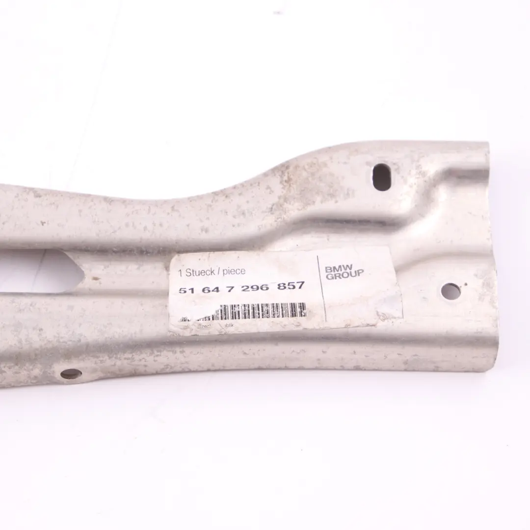 Pare-chocs avant jambe de force gauche Barre avant Support inférieur pour BMW i3 I01 à propos du numéro de pièce 7296857 BMW i3 I01 Pare-chocs avant jambe de force gauche Barre avant Support inférieur - SKU 7296857 - Numéro de pièce 7296857