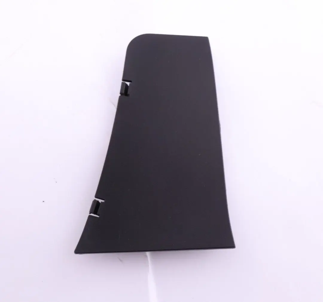 Modanatura grondaia gocciolatoio sinistra copertura luce posteriore per BMW F20 F21 con numero di parte 7297019 BMW F20 F21 Modanatura grondaia gocciolatoio sinistra copertura luce posteriore - SKU 7297019 - Numero di parte 7297019