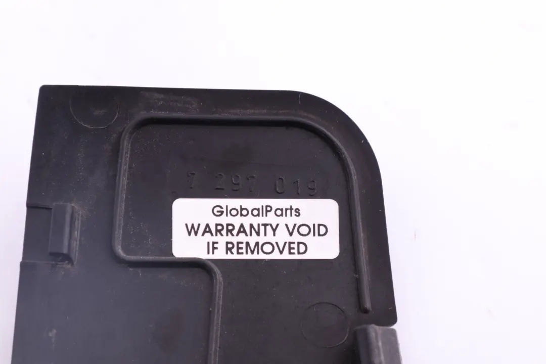 Garniture Gouttière Gauche Couvercle Feu Arrière pour BMW F20 F21 à propos du numéro de pièce 7297019 BMW F20 F21 Garniture Gouttière Gauche Couvercle Feu Arrière - SKU 7297019 - Numéro de pièce 7297019