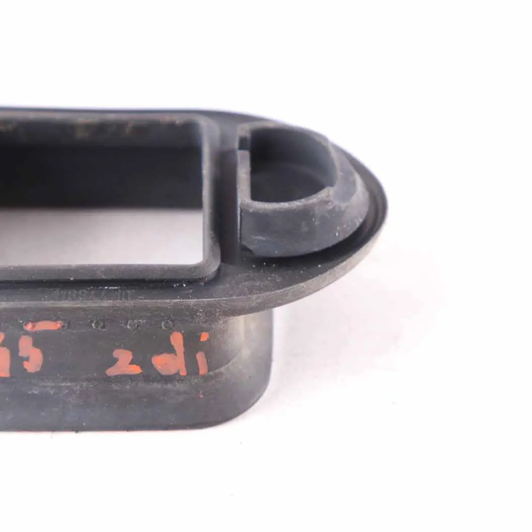 Porta Freno Tappo Guarnizione Anteriore Gomma per BMW F45 F46 con numero di parte 7297251 BMW F45 F46 Porta Freno Tappo Guarnizione Anteriore Gomma - SKU 7297251 - Numero di parte 7297251