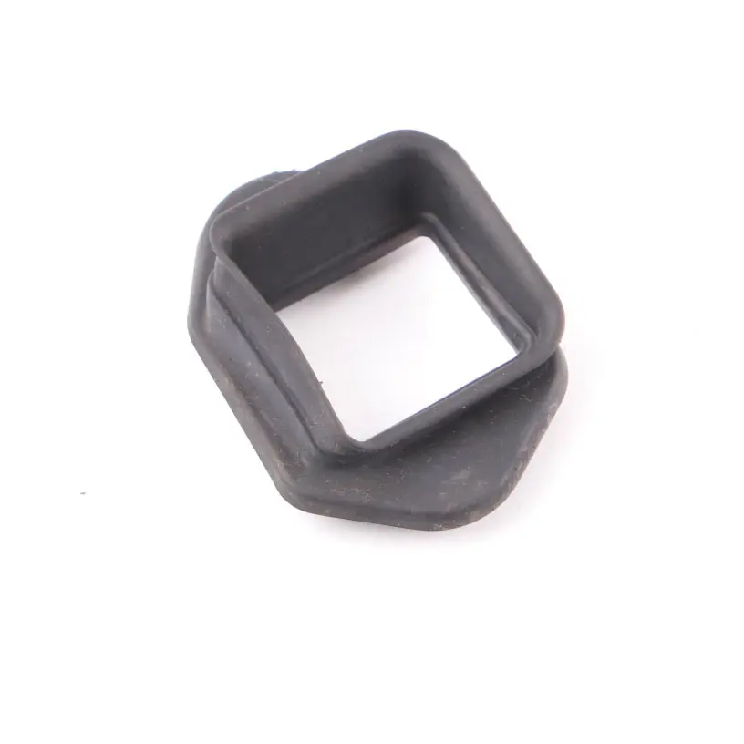 Uszczelka Ogranicznika Drzwi Tylne Prawe do BMW F45 F46 o numerze 7297258 BMW F45 F46 Uszczelka Ogranicznika Drzwi Tylne Prawe - SKU 7297258 - Numer Części 7297258