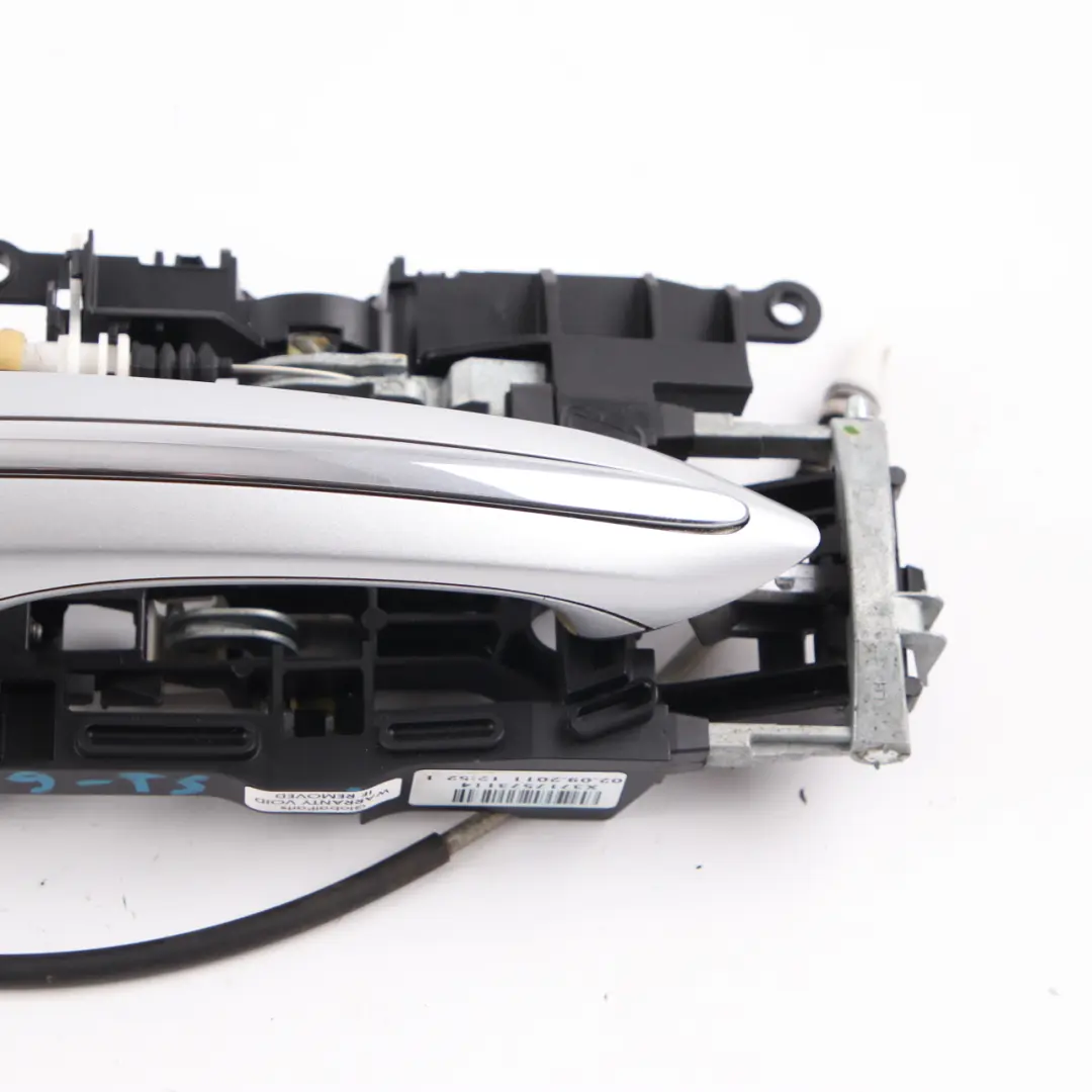 Door Handle BMW F01 F02 Front Rear Left N/S Grab Titan Silver Metallic - 354 to with Part number 7297439 Door Handle BMW F01 F02 Front Rear Left N/S Grab Titan Silver Metallic - 354 - SKU 7297439-TS - Part number 7297439