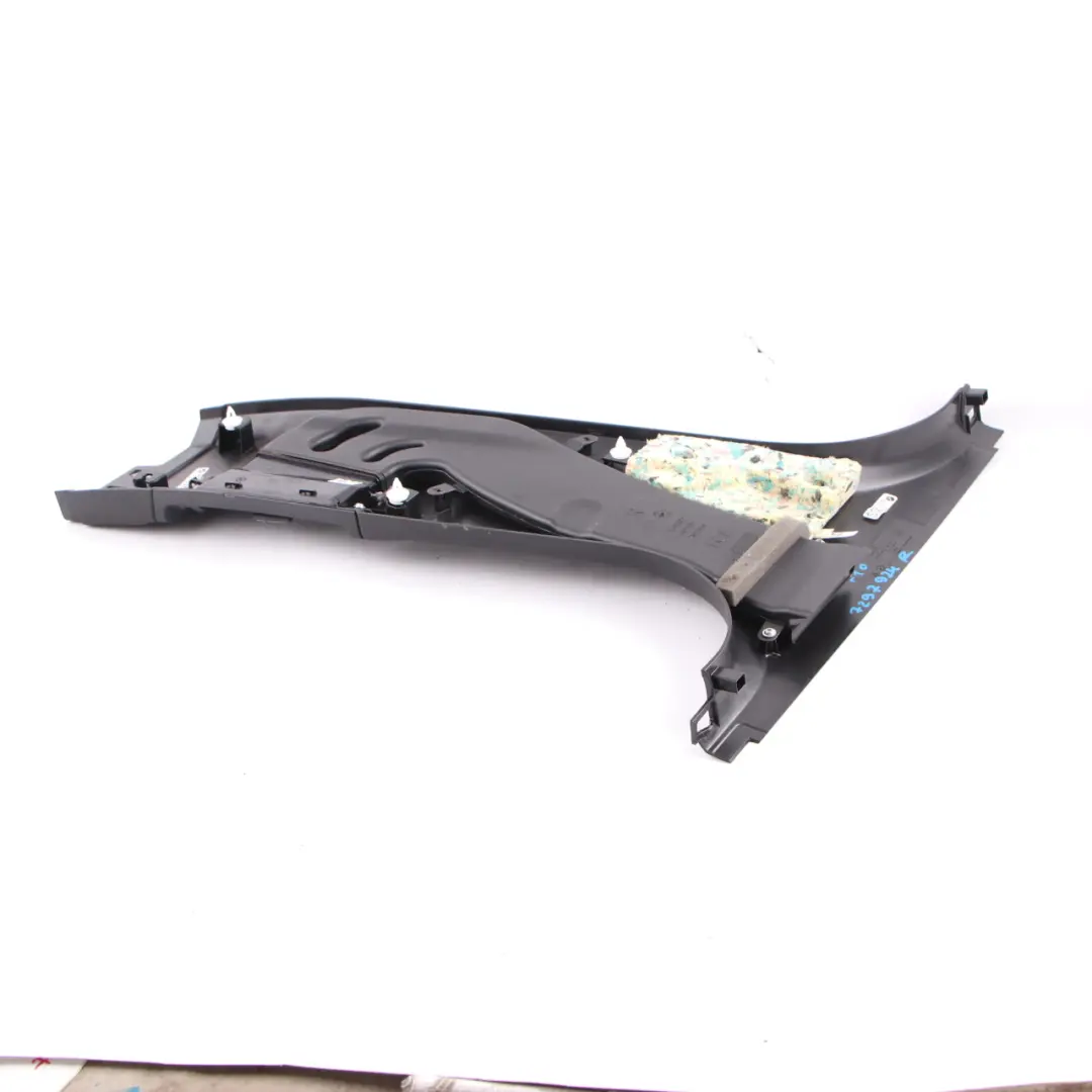 Osłona Słupka Prawa Czarna 9116354 do BMW F10 F11 o numerze 7297924 BMW F10 F11 Osłona Słupka Prawa Czarna 9116354 - SKU 7297924 - Numer Części 7297924