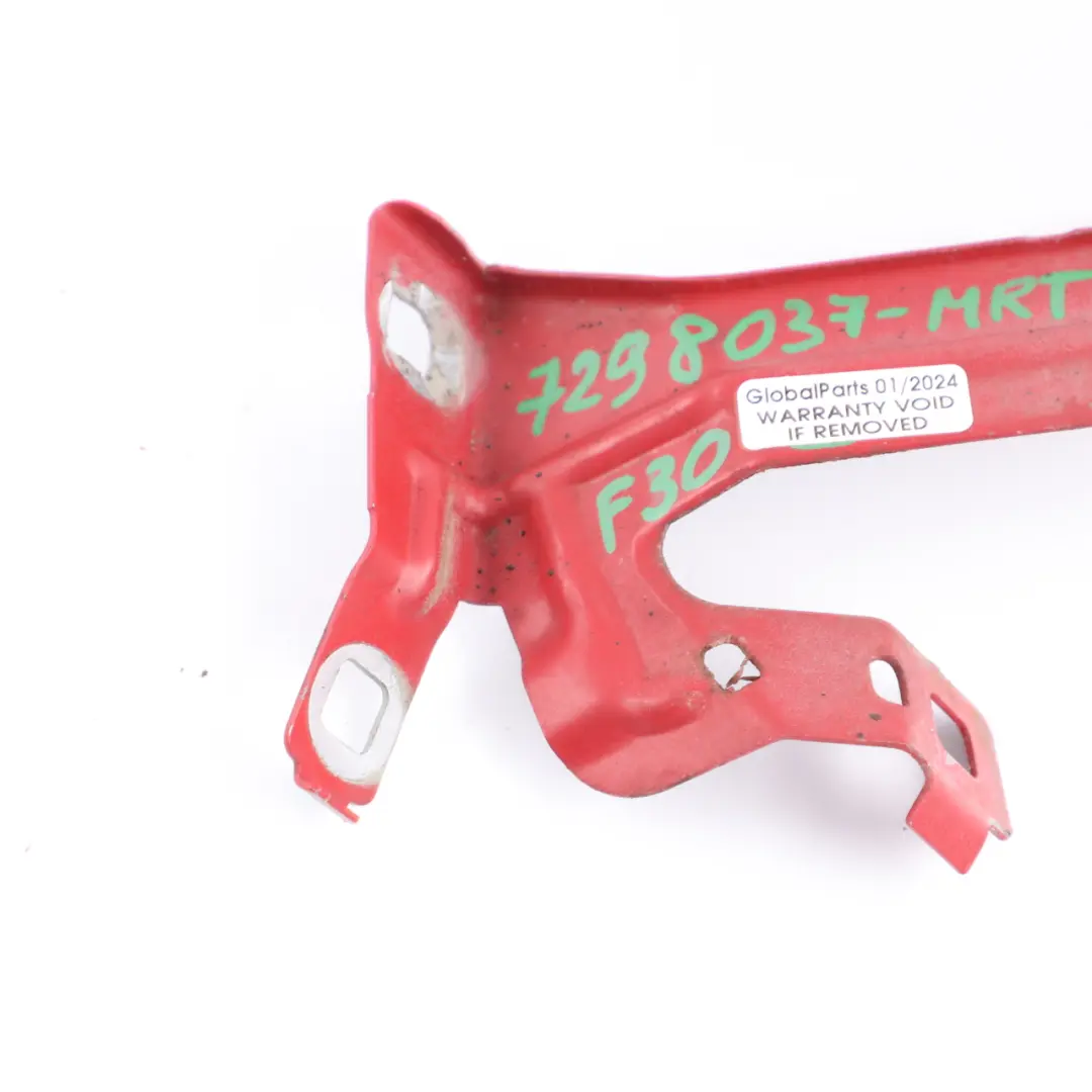 Soporte Guardabarros Panel Delantero Izquierdo Melbourne Rojo para BMW F30 F31 F32 con número de pieza 7298037 BMW F30 F31 F32 Soporte Guardabarros Panel Delantero Izquierdo Melbourne Rojo - SKU 7298037-MRT - Número de pieza 7298037