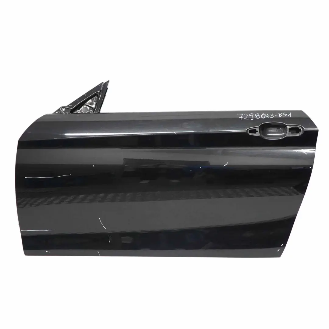 Puerta Delantera Izquierda Black Sapphire Metallic - 475 para BMW F21 F22 con número de pieza 7298043 BMW F21 F22 Puerta Delantera Izquierda Black Sapphire Metallic - 475 - SKU 7298043-BS1 - Número de pieza 7298043