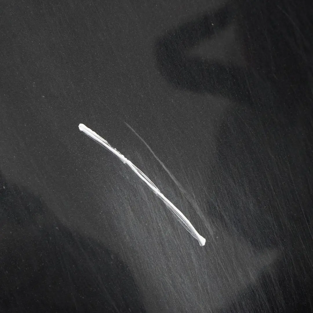 Gauche Black Sapphire Noir - 475 pour BMW F21 F22 F23 Porte Avant à propos du numéro de pièce 7298043 BMW F21 F22 F23 Porte Avant Gauche Black Sapphire Noir - 475 - SKU 7298043-BS2 - Numéro de pièce 7298043