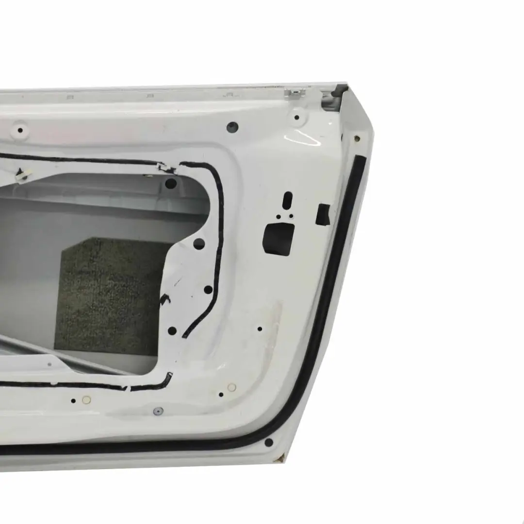 Puerta Delantera Derecha Alpin Blanco Alpinweiss 3 - 300 para BMW F21 F22 F23 con número de pieza 7298044 BMW F21 F22 F23 Puerta Delantera Derecha Alpin Blanco Alpinweiss 3 - 300 - SKU 7298044-AW1 - Número de pieza 7298044