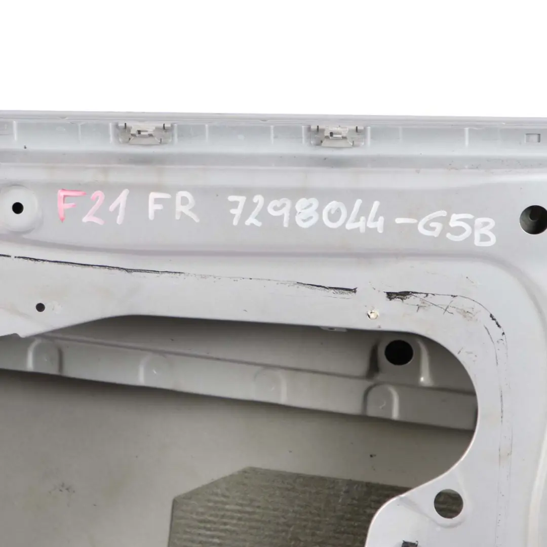 Door BMW F21 F22 F23 Front Right O/S Glacier Silber Silver Metallic - A83 to with Part number 7298044 Door BMW F21 F22 F23 Front Right O/S Glacier Silber Silver Metallic - A83 - SKU 7298044-GSB - Part number 7298044