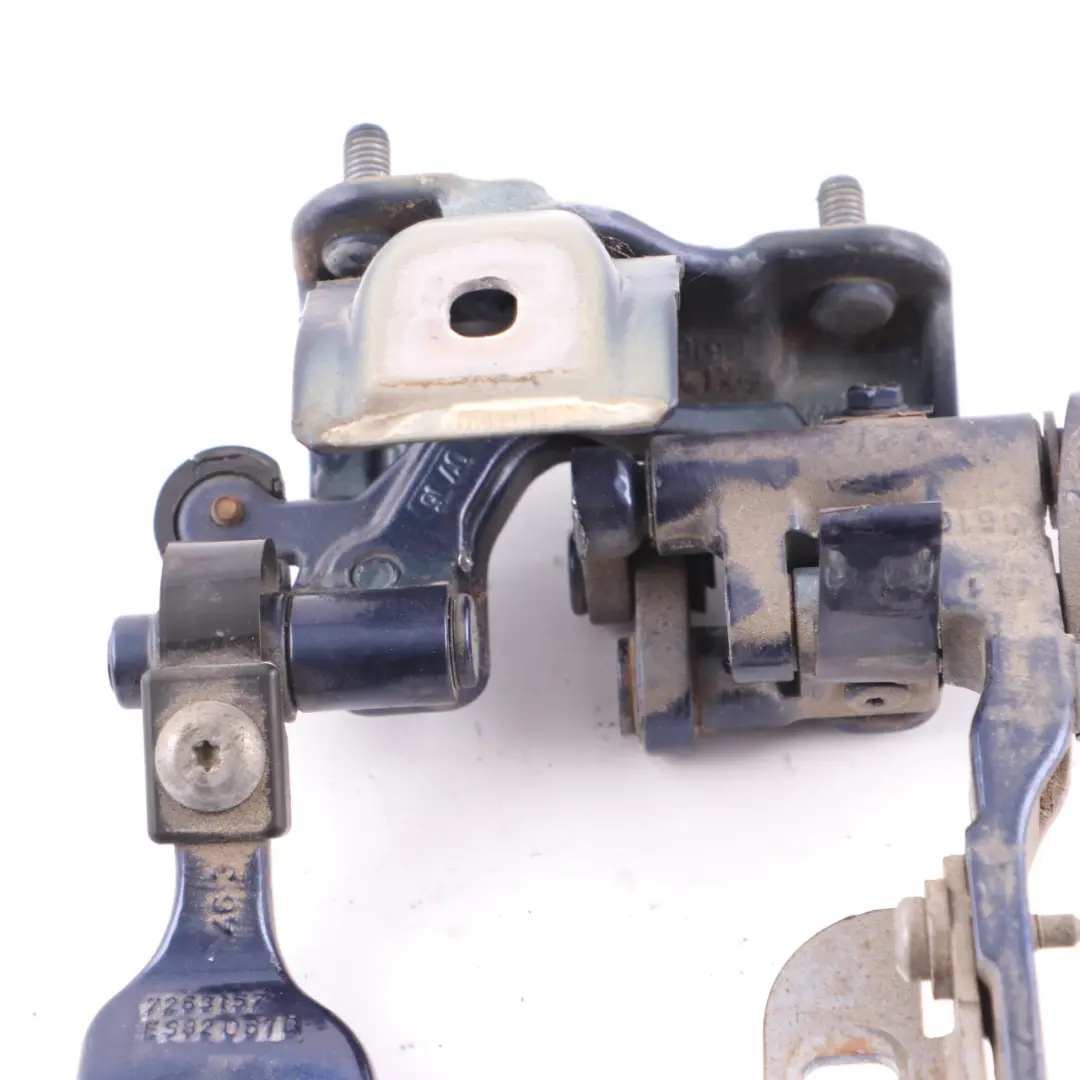 Left N/S Trunk Lid Hinge Mediterran Blue Metallic C10 to BMW F31 Rear with Part number 7298069 BMW F31 Rear Left N/S Trunk Lid Hinge Mediterran Blue Metallic C10 - SKU 7298069-MED - Part number 7298069