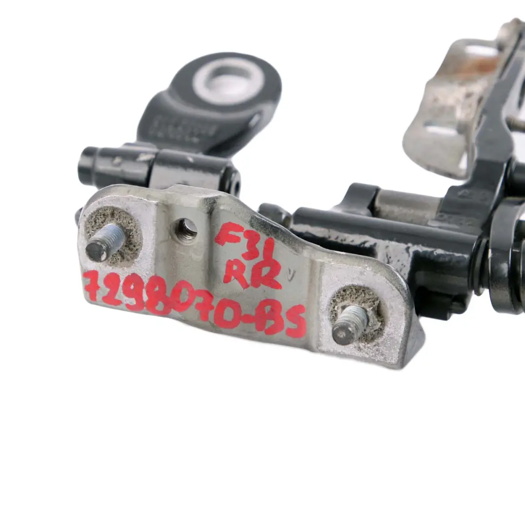 Charnière arrière droite couvercle coffre Noir saphir métallisé 7263158 pour BMW F31 à propos du numéro de pièce 7298070 BMW F31 Charnière arrière droite couvercle coffre Noir saphir métallisé 7263158 - SKU 7298070-BS - Numéro de pièce 7298070