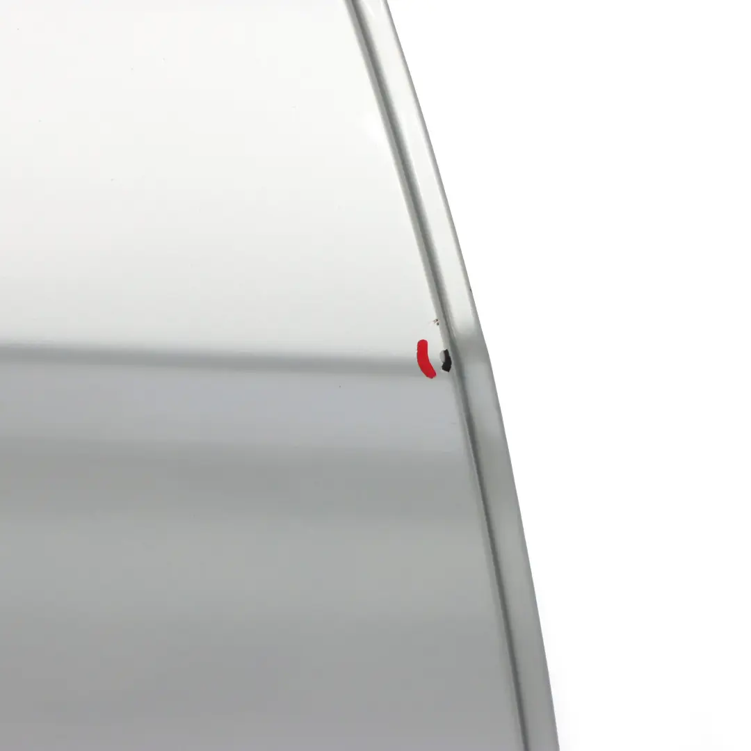 Puerta Trasera Derecha Glacier Silber Silver Metallic - A83 para BMW F30 con número de pieza 7298514 BMW F30 Puerta Trasera Derecha Glacier Silber Silver Metallic - A83 - SKU 7298514-GSB1 - Número de pieza 7298514