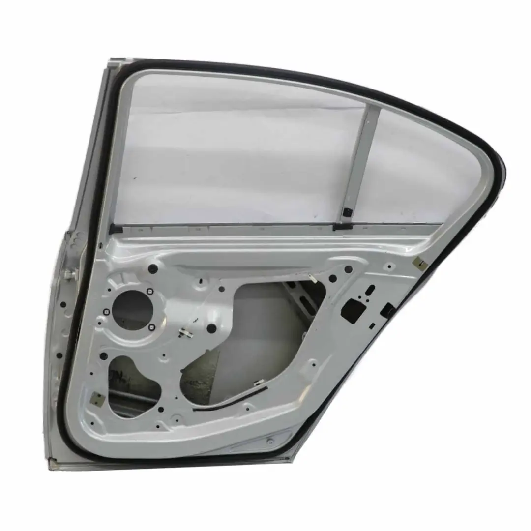 Tür hinten rechts Glacier Silber Silber Metallic - A83 für BMW F30 mit Teilenummer 7298514 BMW F30 Tür hinten rechts Glacier Silber Silber Metallic - A83 - SKU 7298514-GSB2 - Teilenummer 7298514