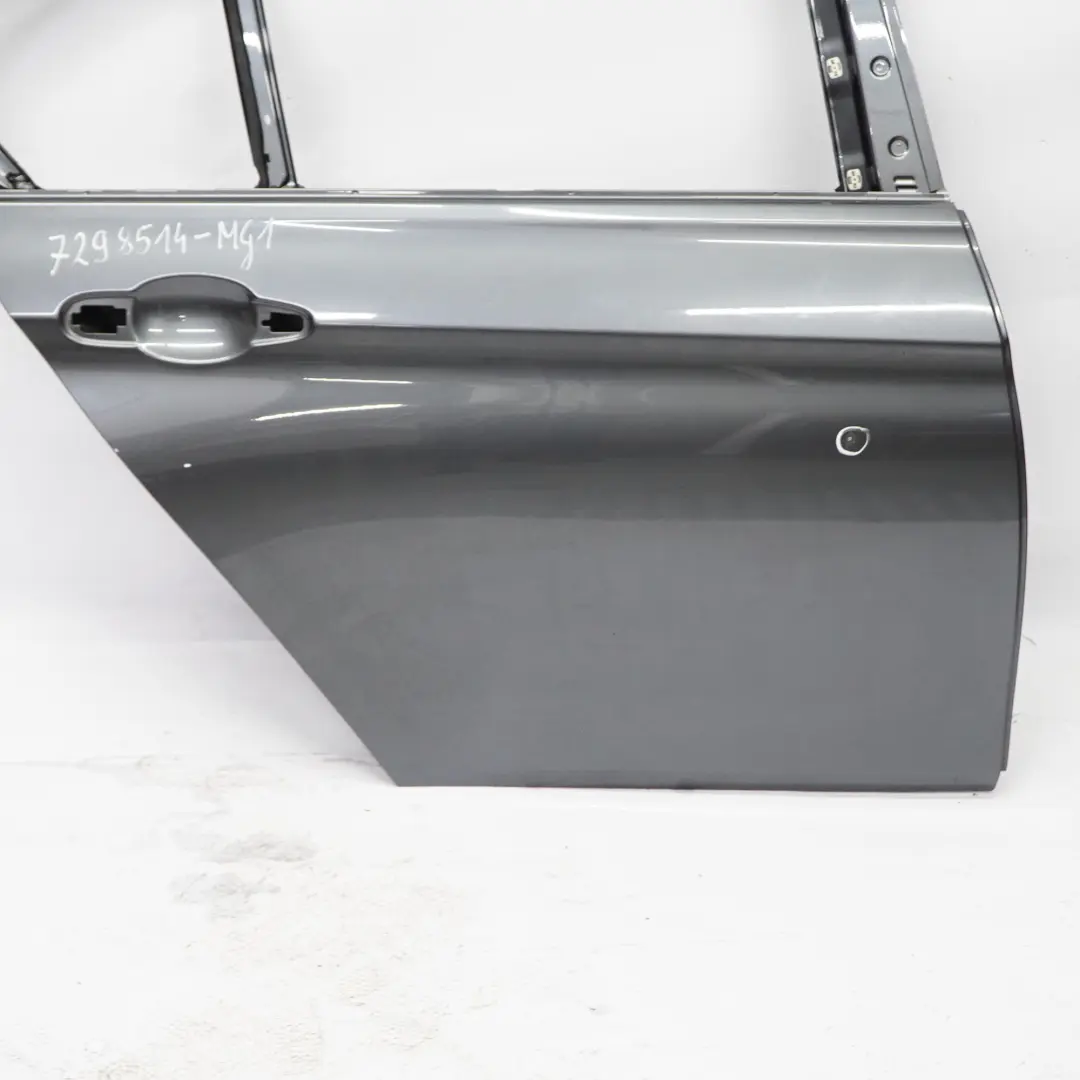 Puerta Trasera Derecha Mineralgrau Metallic - B39 para BMW F30 con número de pieza 7298514 BMW F30 Puerta Trasera Derecha Mineralgrau Metallic - B39 - SKU 7298514-MG1 - Número de pieza 7298514