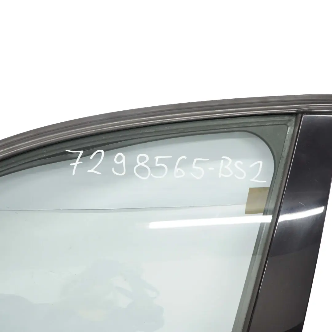 Puerta Delantera Izquierda Negro Zafiro Metalico - 475 para BMW F30 F31 con número de pieza 7298565 BMW F30 F31 Puerta Delantera Izquierda Negro Zafiro Metalico - 475 - SKU 7298565-BS2 - Número de pieza 7298565